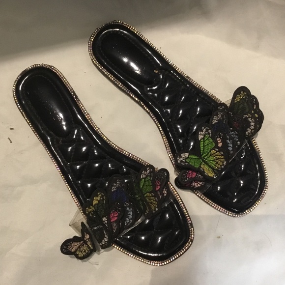 Bamboo Womans Alta Flat Slide Sandal Embroidered Butterflies on Top - Picture 6 of 10